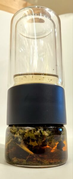 Tējas krūze beramai tējai stikla, dubultsienu ar sietiņu un somiņu 250ml